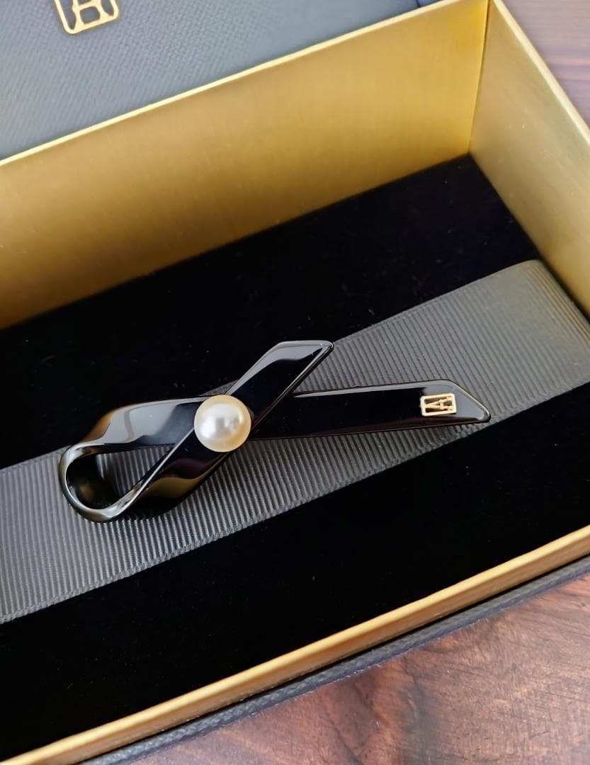 美品 アレクサンドルドゥパリ×マッキントッシュ 限定ブローチ パールリボン