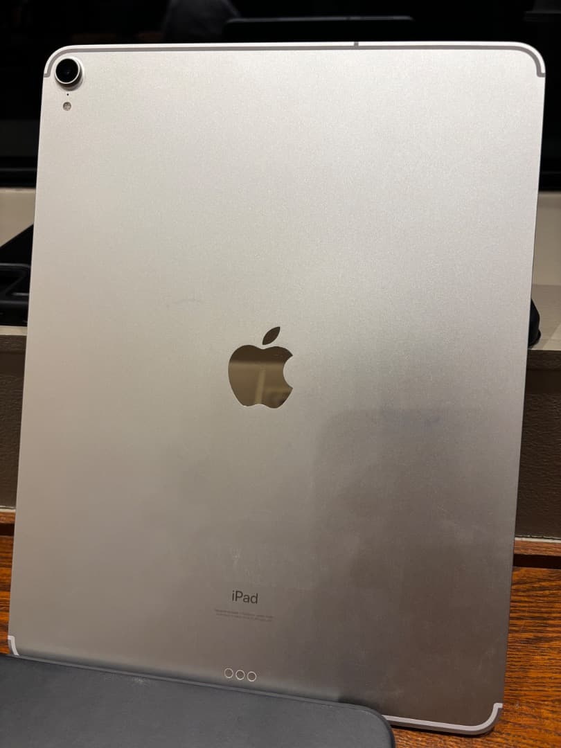 iPadPro 第３世代 Wifi+Cellular 512GB + キーボード