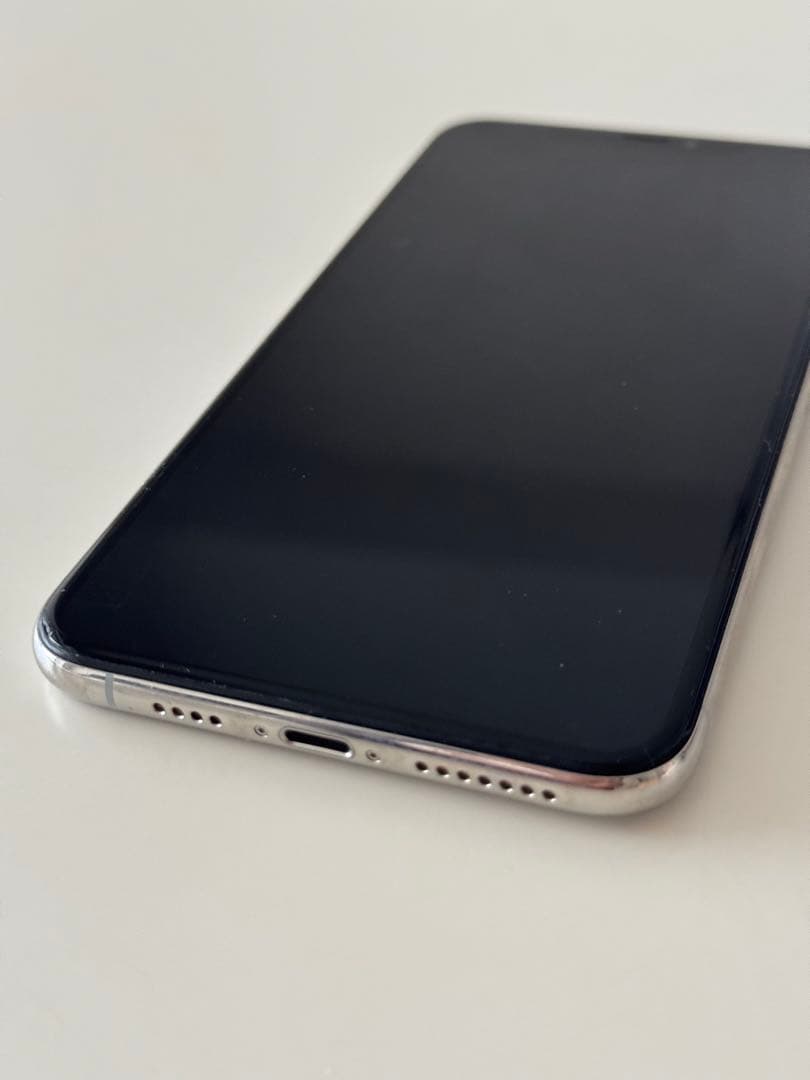 iPhoneXS max 256GB シルバー