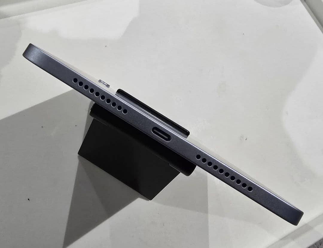 iPad mini (A17 Pro) Wi-Fiモデル128GB 訳あり美品！