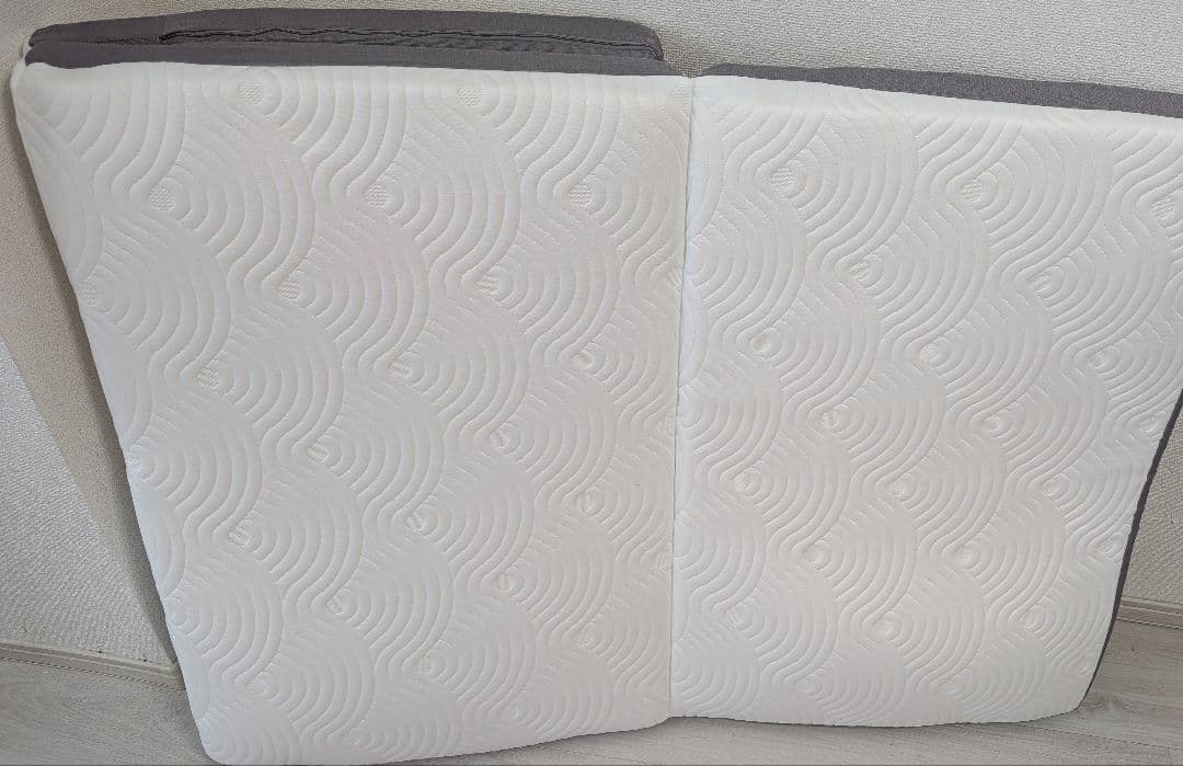 【美品】　テンピュール　ワンリュクスフトン　シングル