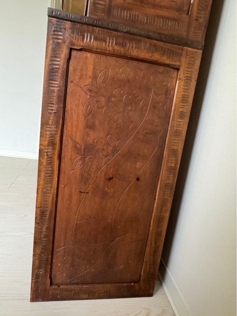 Icchodo 軽井沢彫 桜 彫刻 時代 カップボード （下の戸棚のみ）