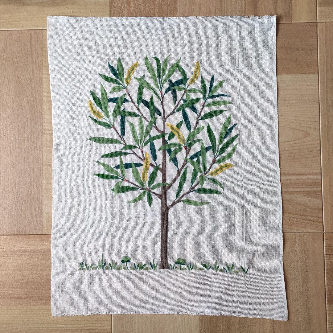 《完成品》フレメ 枝垂れ柳 クロスステッチ