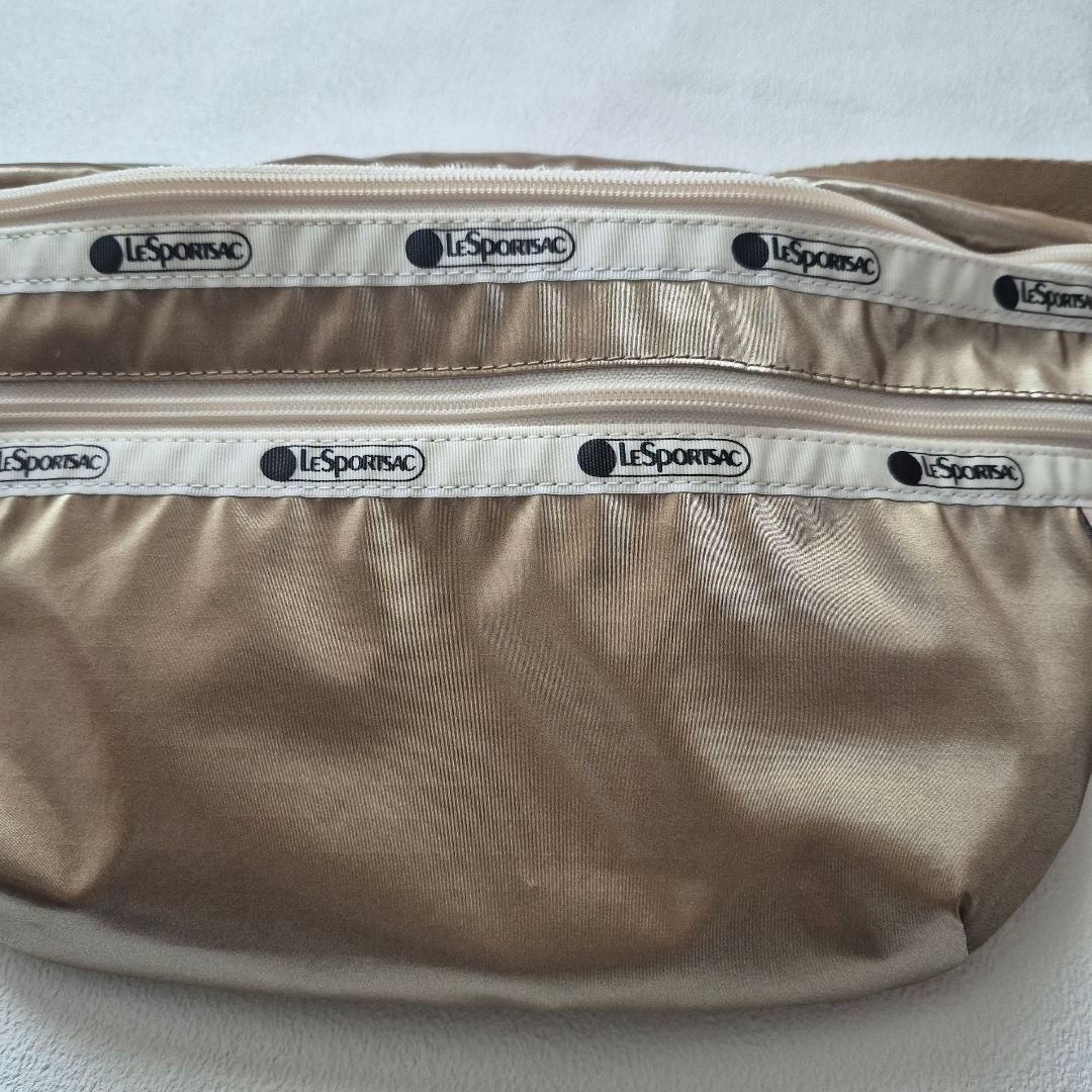 未使用級✨LeSportsac×HARIBO コラボ ゴールドボディバッグ