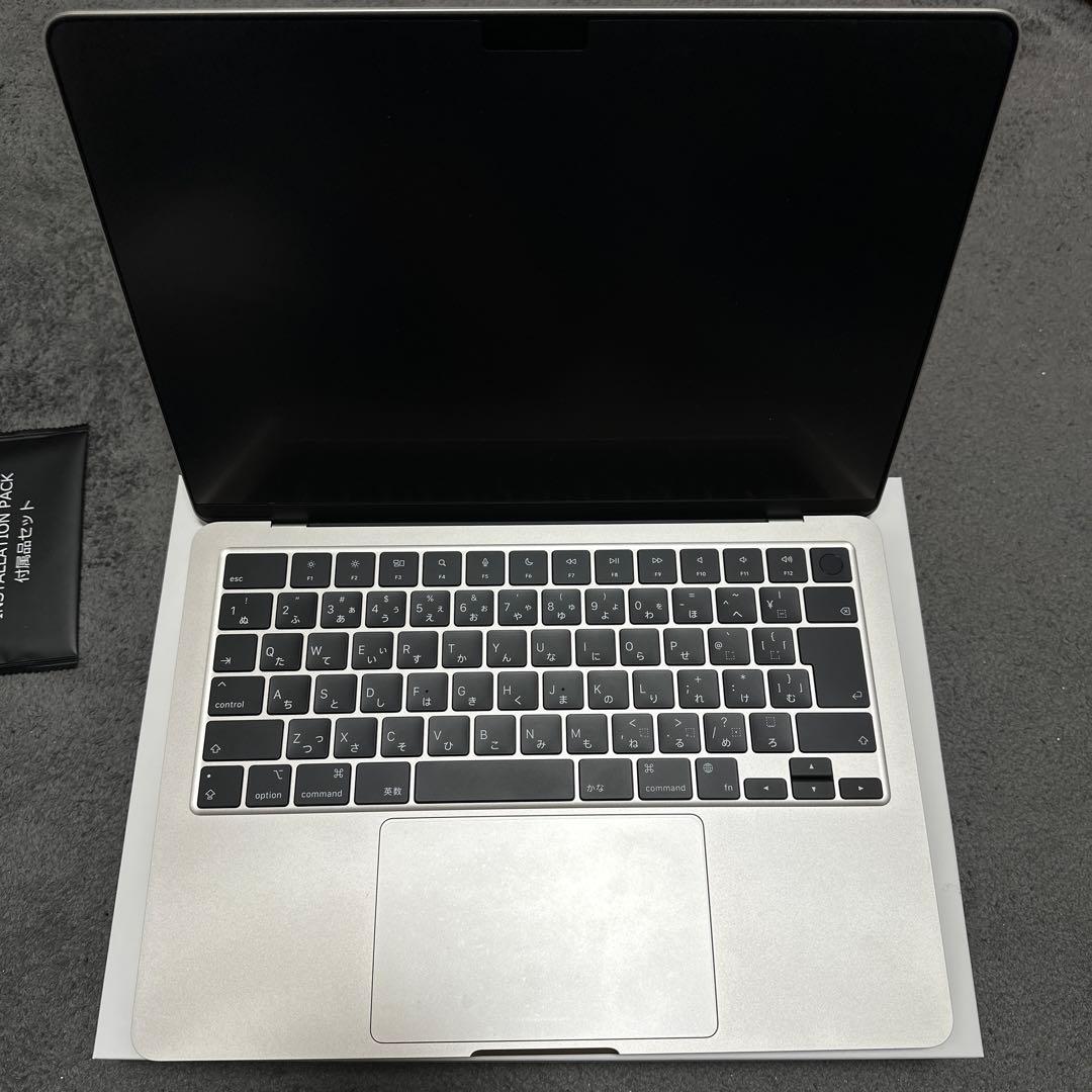 こうち　MacBook Air M2 スターライト16GB 256GB