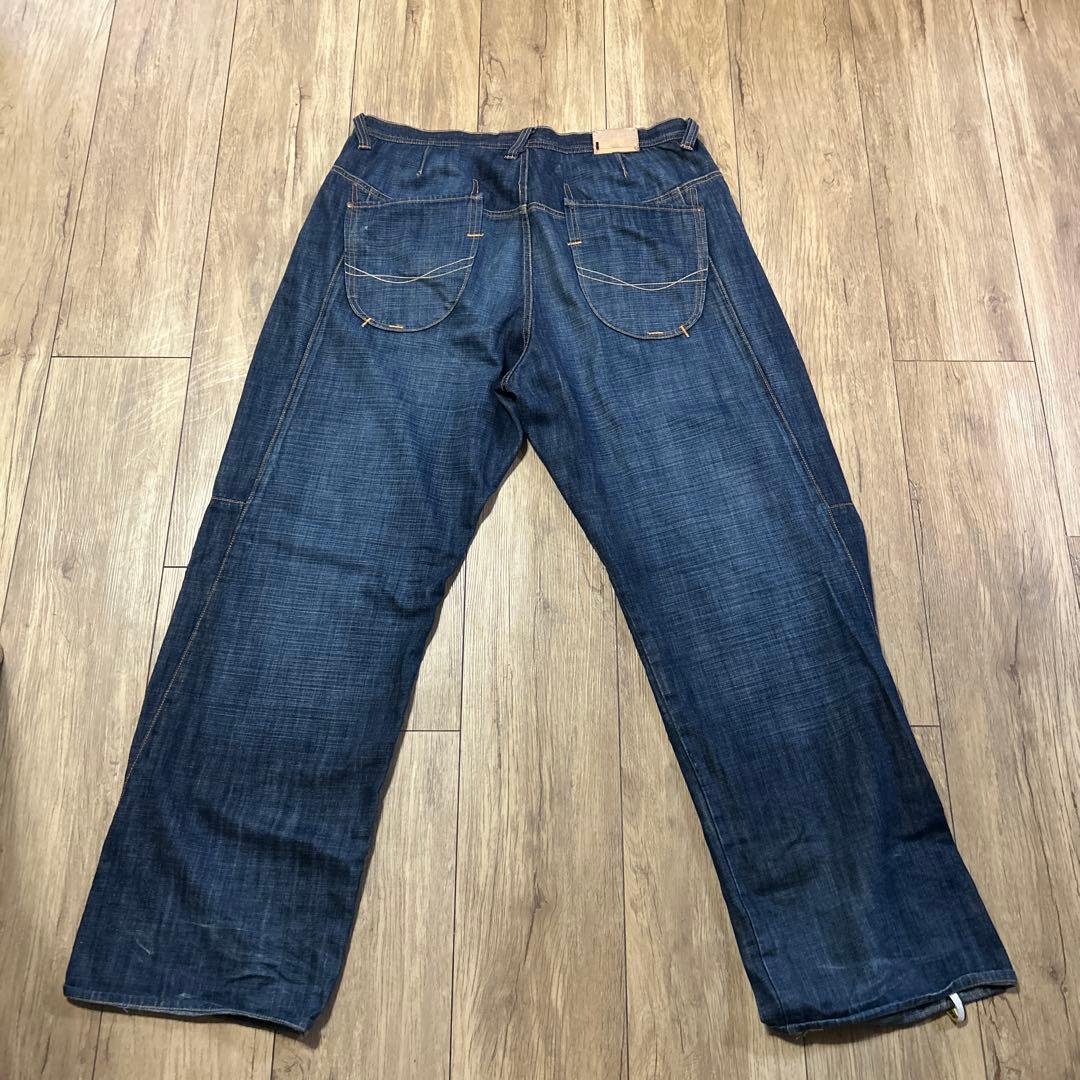 メルオジ ROCA WEAR