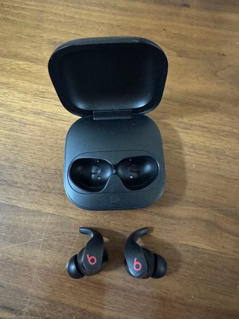BEATS FIT PRO ブラック　ワイヤレスイヤホン　ケース付き