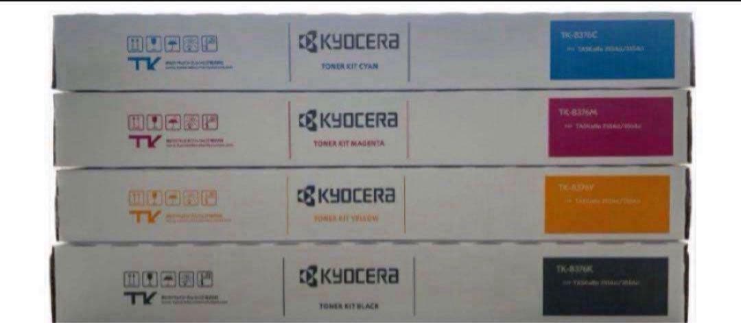 【st185】京セラ　トナー　TK8376 4色セット　×2