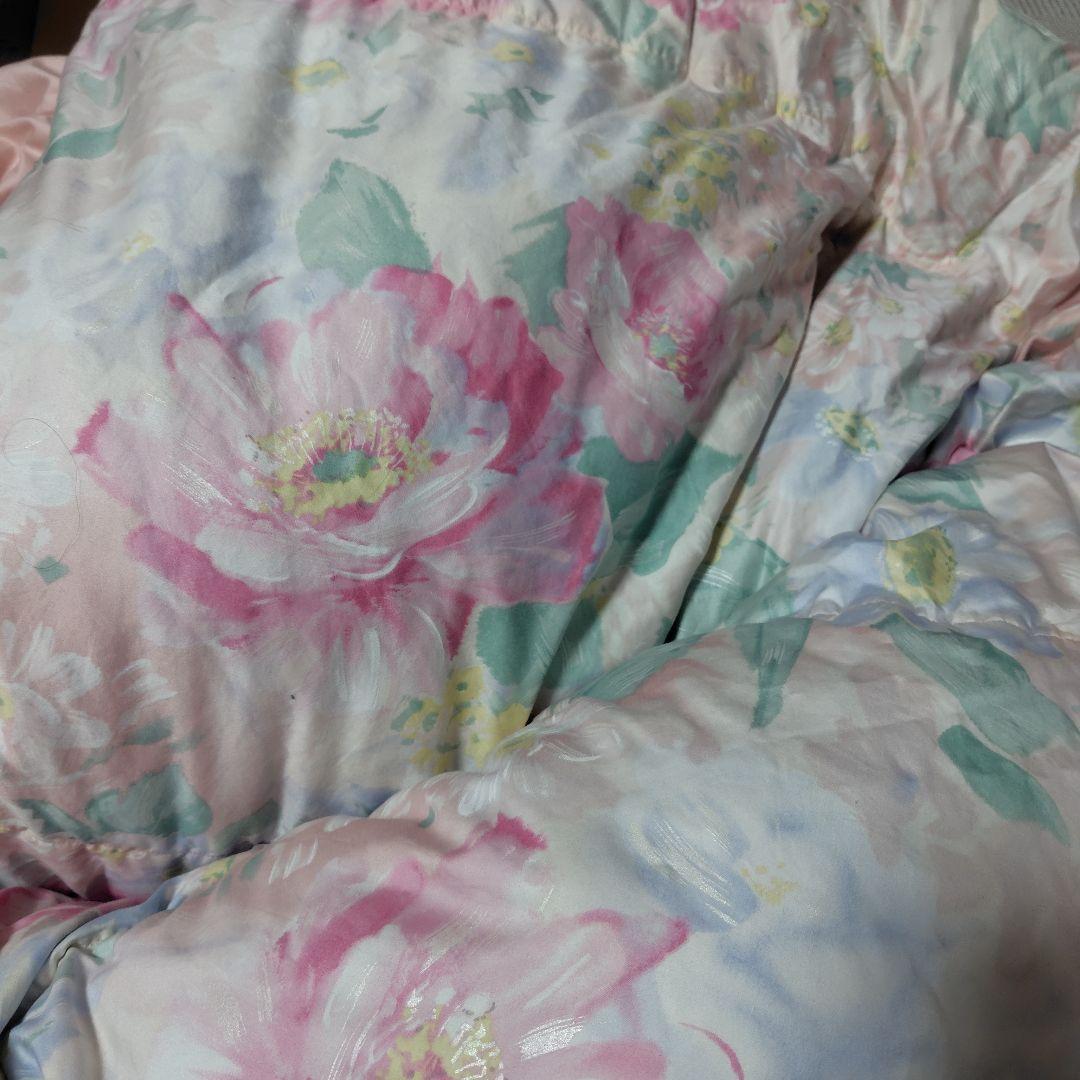 【最終お値下げしました】TUK 東洋羽毛　花柄 掛け布団 シングルサイズ