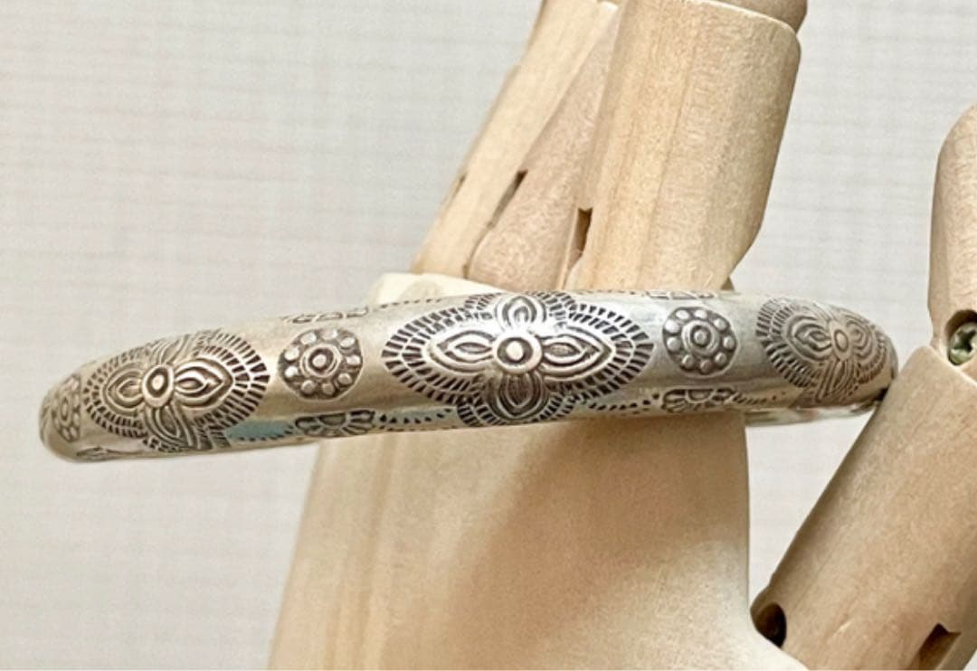 csew カレンシルバー バングル