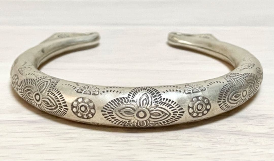 csew カレンシルバー バングル