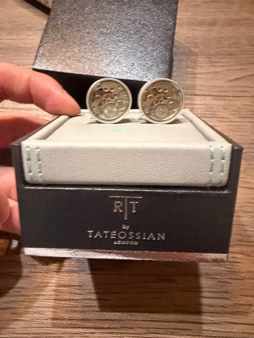 TATEOSSIAN タテオシアン　カフス　ムーブメント