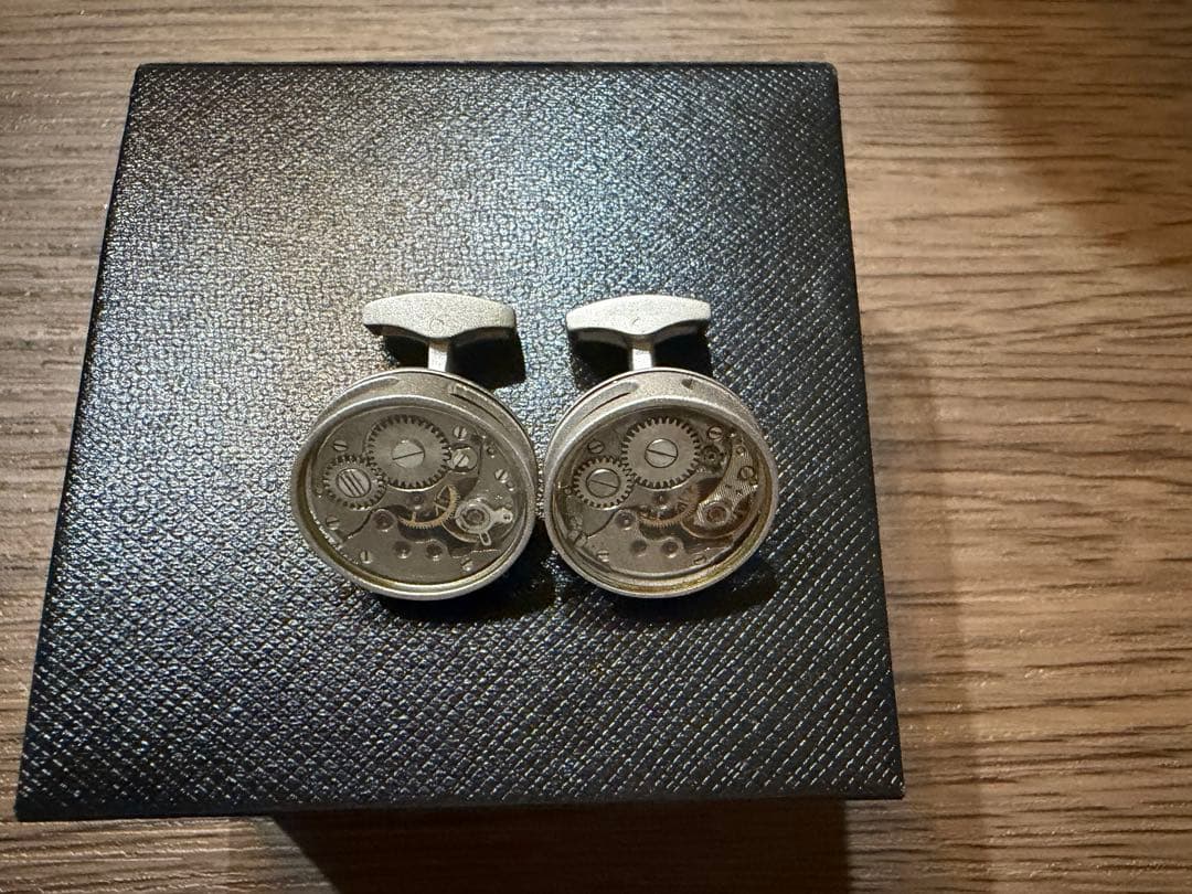 TATEOSSIAN タテオシアン　カフス　ムーブメント