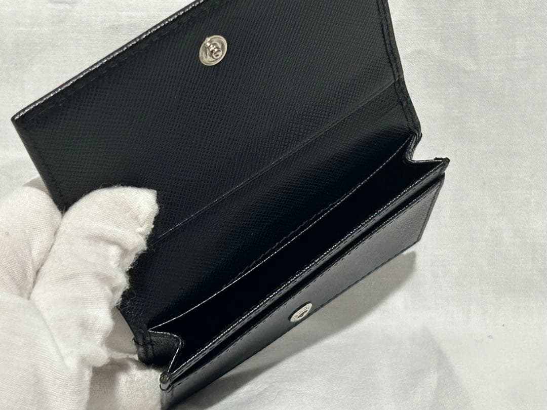 新品　PRADA ブラック レザー 名刺入れ