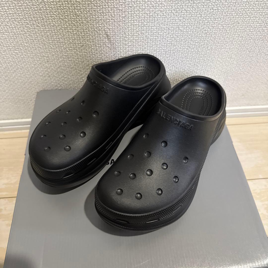 【BALENCIAGA】MEN'S CROCS MULE IN BLACK 40