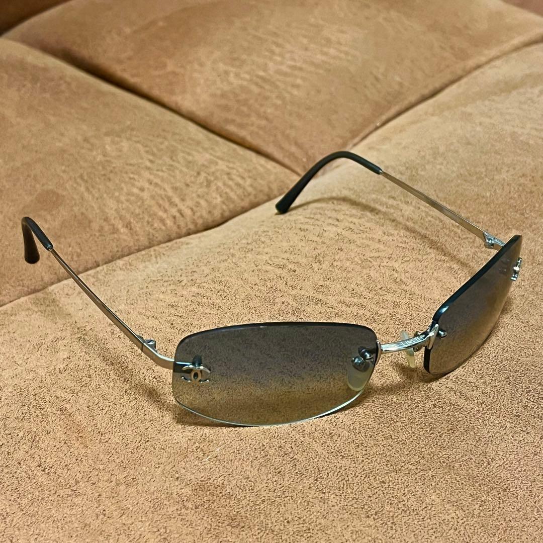 CHANEL シャネル ココマーク サングラス ブルー グラデーション4002