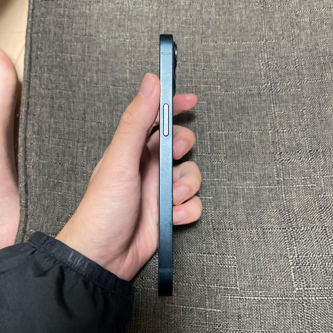 美品 iPhone 13 128GB simフリー ミッドナイト