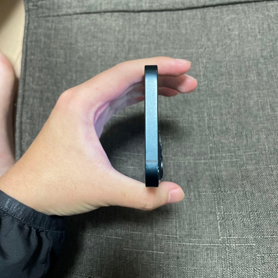 美品 iPhone 13 128GB simフリー ミッドナイト