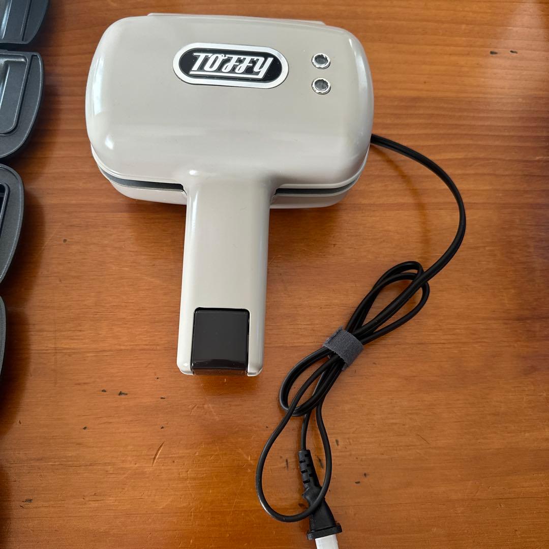 TOFFY ハーフホットサンドメーカー 別売マルチプレートとたいやきプレートつき
