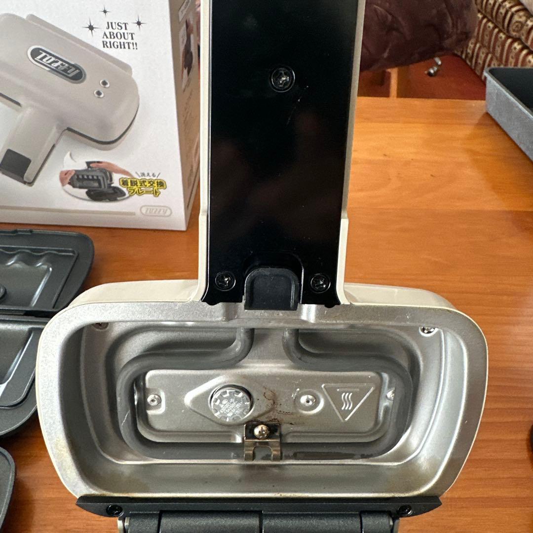 TOFFY ハーフホットサンドメーカー 別売マルチプレートとたいやきプレートつき