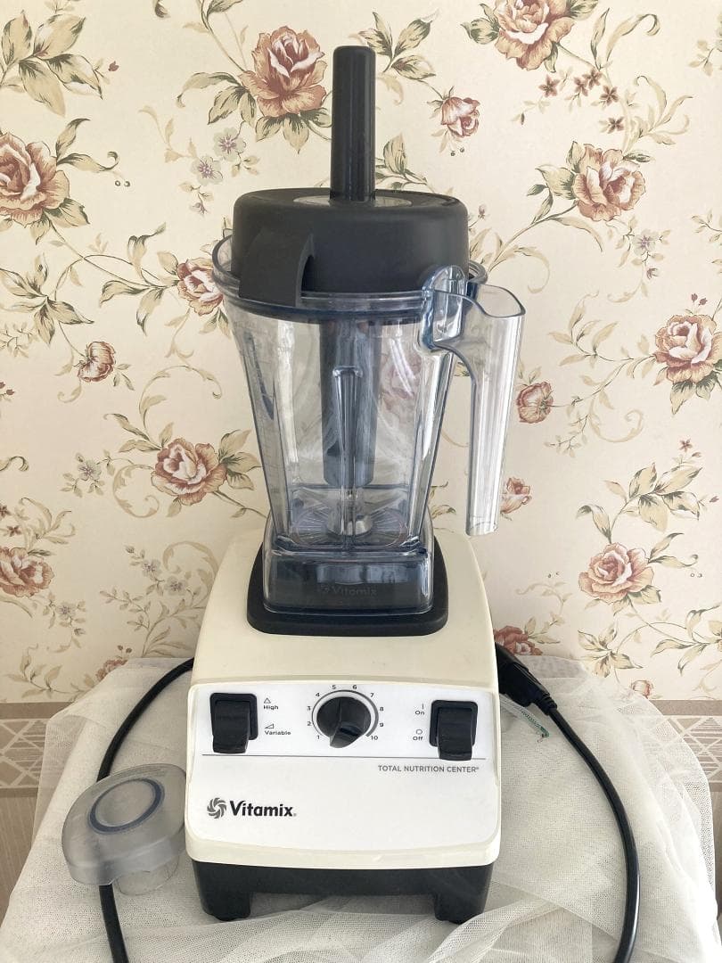 バイタミックス　Vitamix VM0111　美品 ミキサー　ジューサー　離乳食