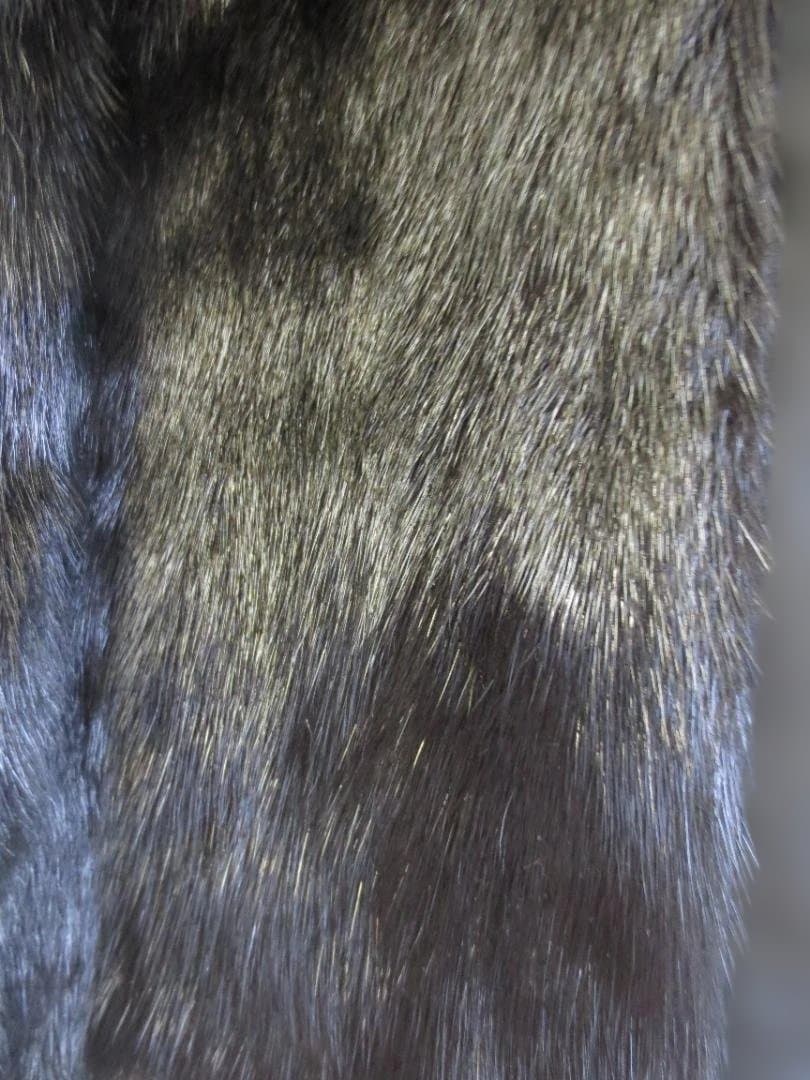 専用　未使用ミンク黒ファーのロングコート　１５号