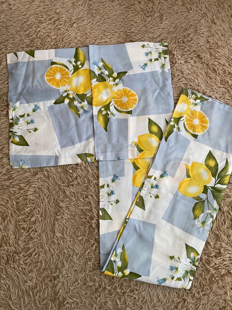 シーズンセール！ふりふ　新品！夏着物　浴衣　レモンと百合が可愛い！！！