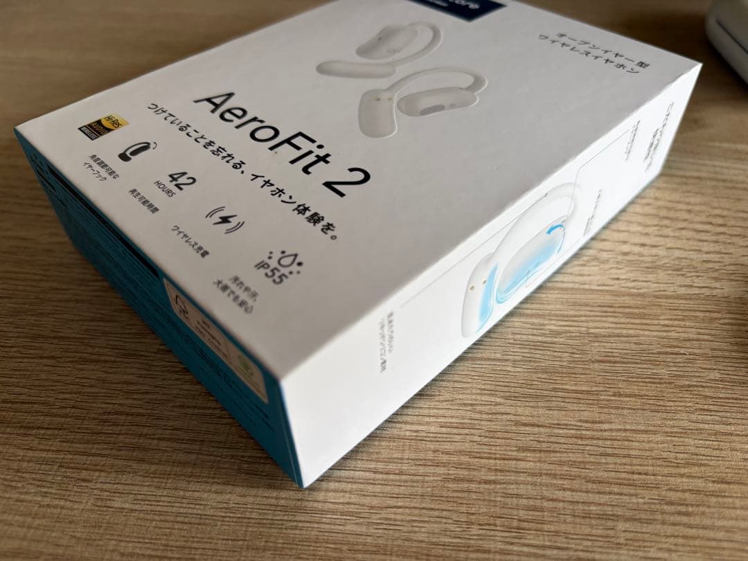 と*こ様 Anker Soundcore AeroFit 2 イヤホン 白