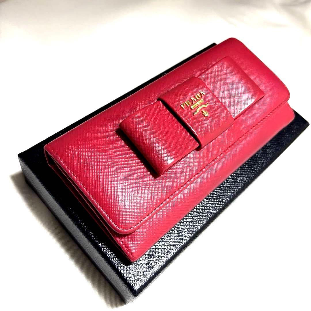 ✨極美品✨PRADA プラダ◆赤レッド◆サフィアーノレザー◆長財布◆ゴールドロゴ
