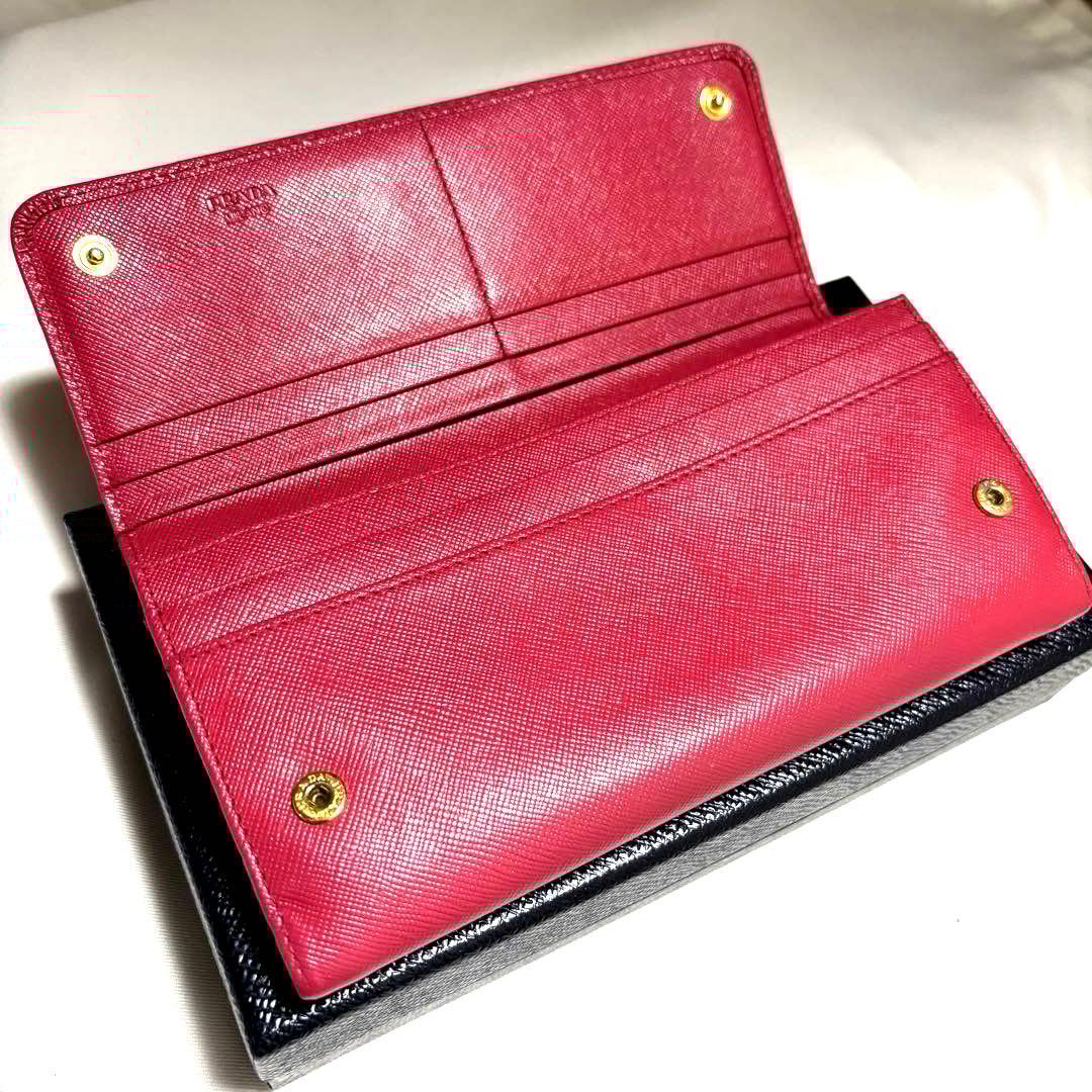 ✨極美品✨PRADA プラダ◆赤レッド◆サフィアーノレザー◆長財布◆ゴールドロゴ