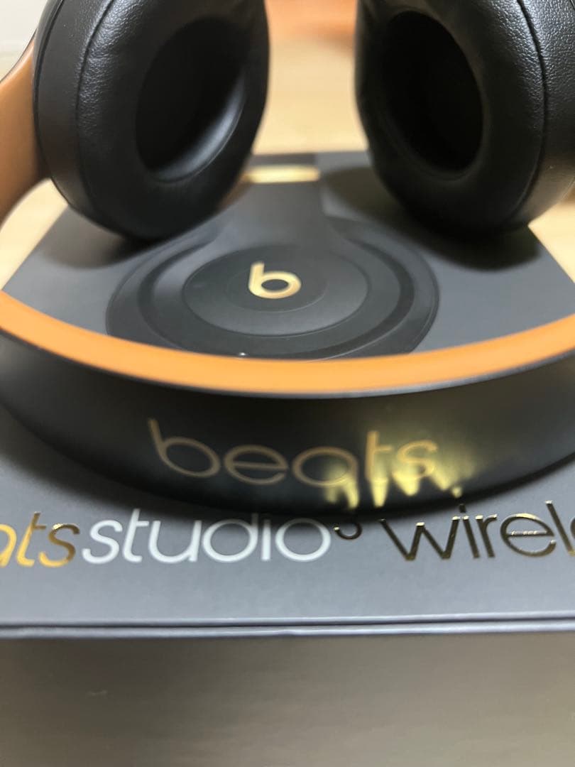 Beats Studio3 Wireless ブラック/タン
