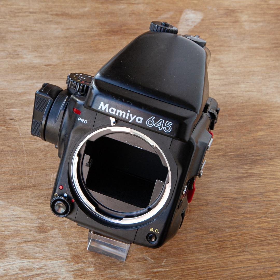 マミヤ　　MAMIYA 645 PRO