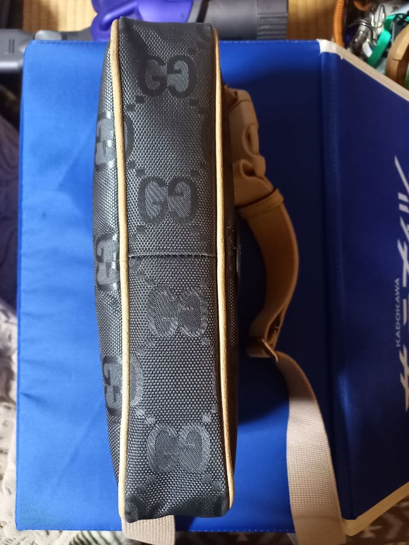 GUCCI　グッチ　ボディバッグ　グッチ オフ ザ グリッド