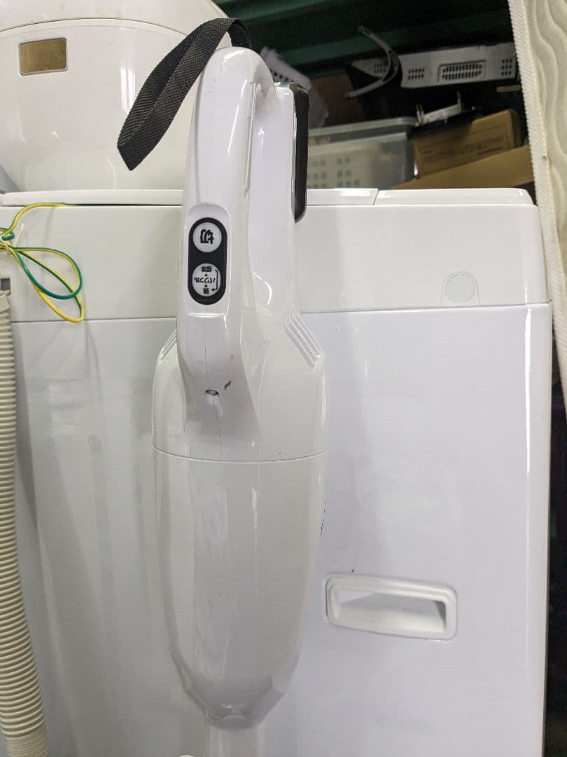 Akinori kawai　マキタ　コードレス掃除機　CL108FD