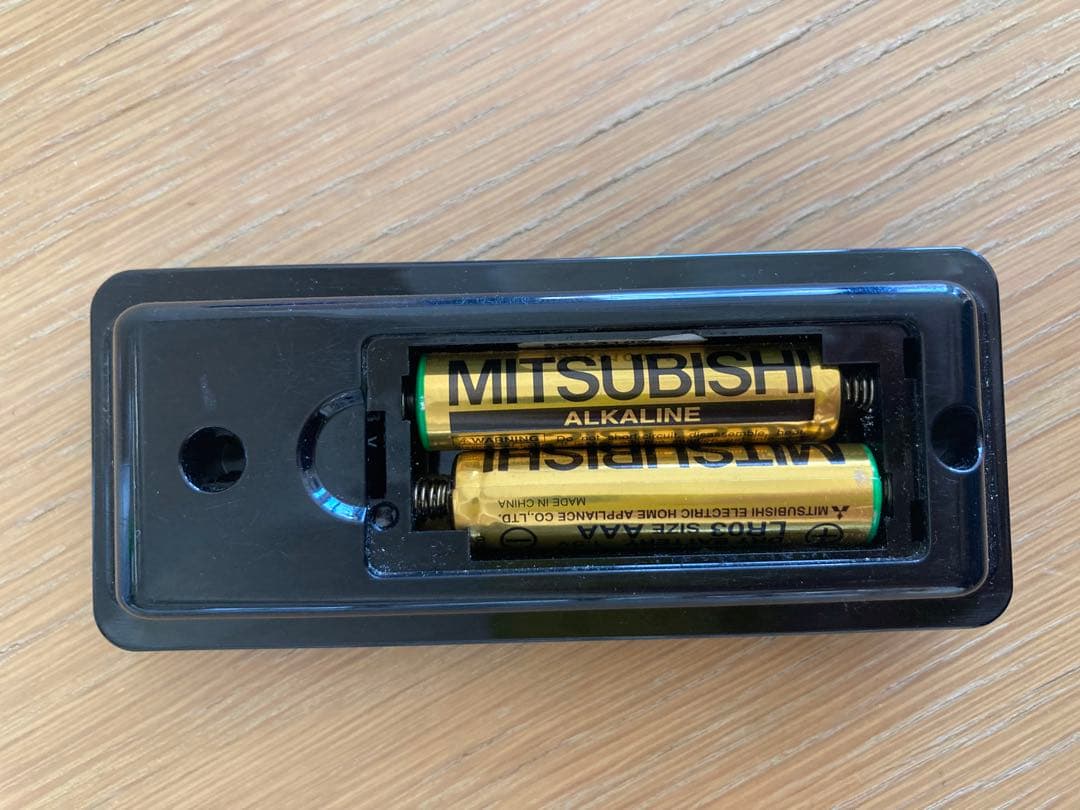 デロンギ　オイルヒーター　10畳〜13畳