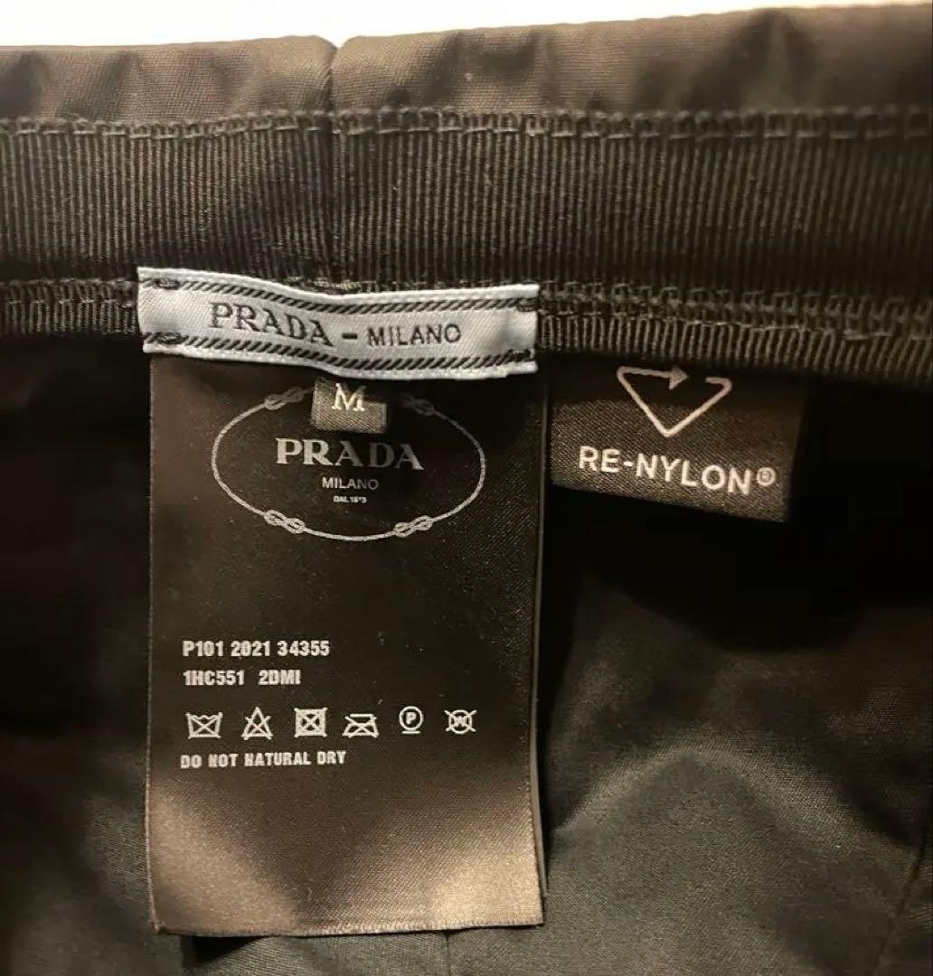 Prada Re-Nylon キャスケット トライアングルロゴハット