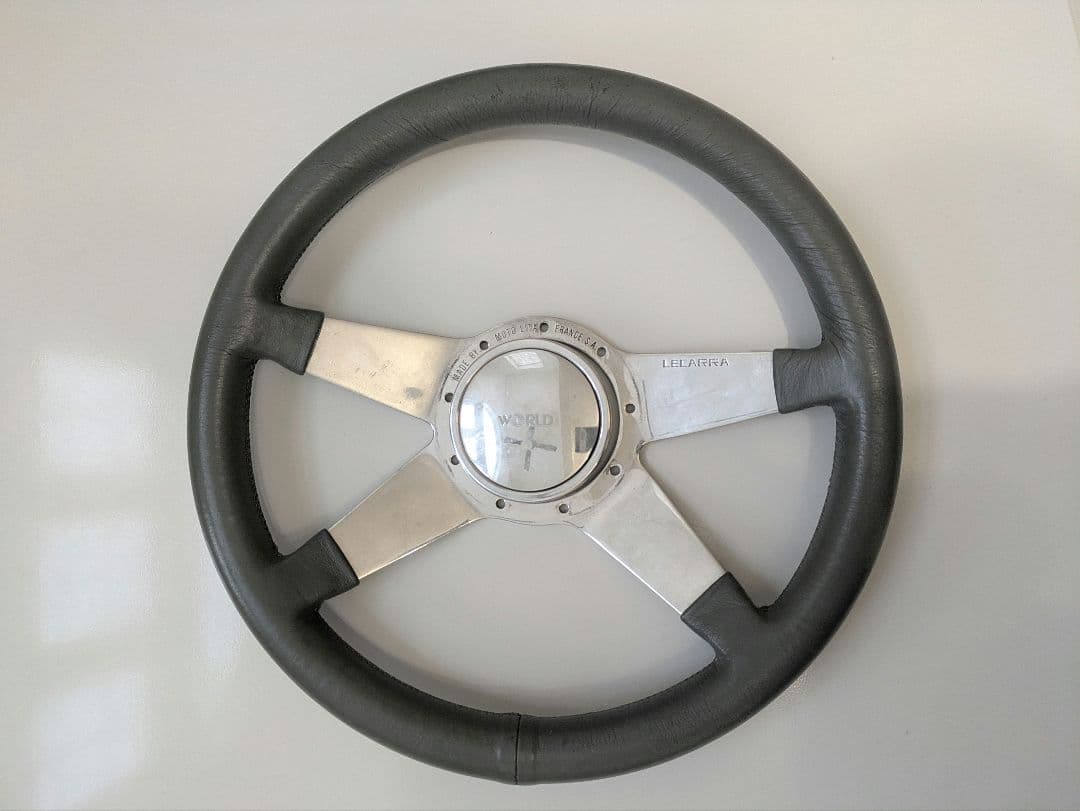 レカラステアリング