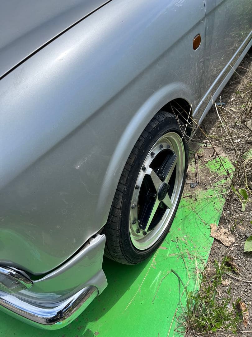 katsuELエクイップ01 15 5.0Jオフセット＋42 PCD100