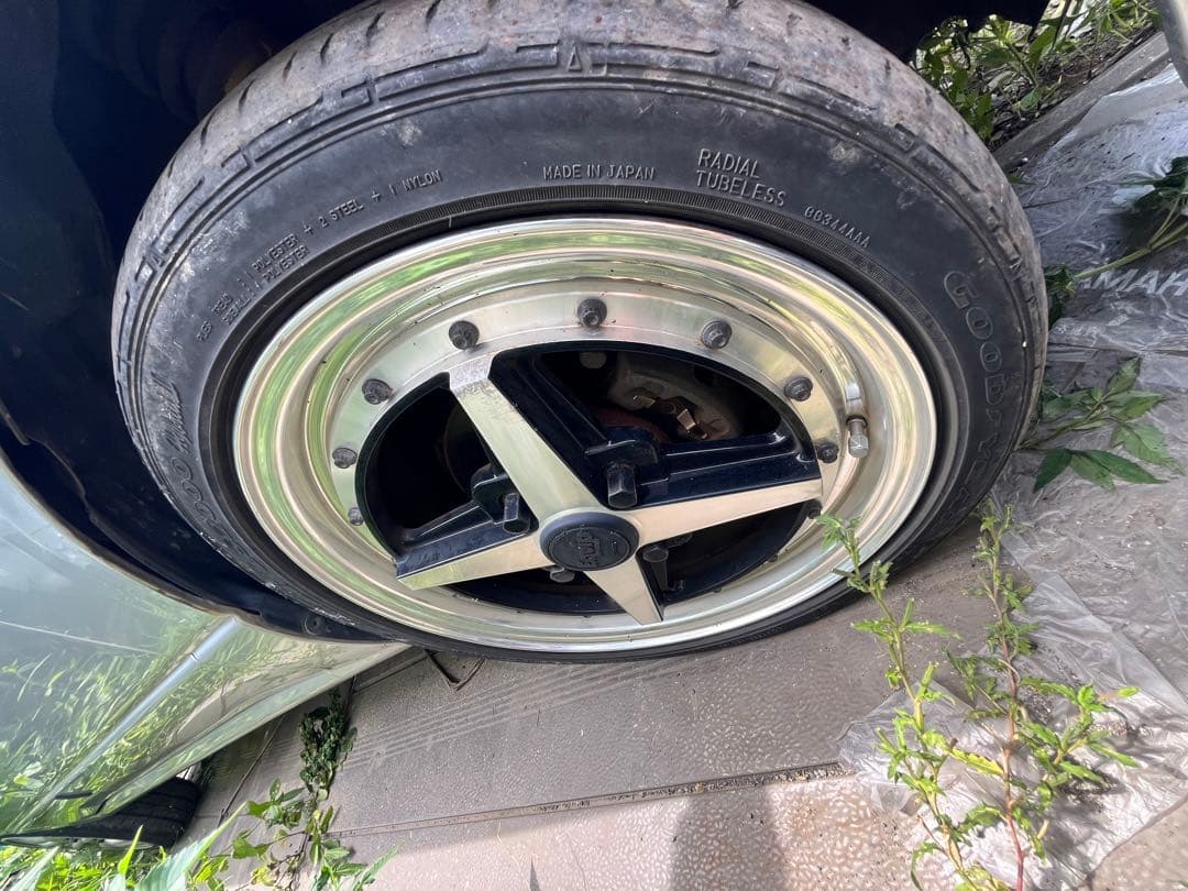 katsuELエクイップ01 15 5.0Jオフセット＋42 PCD100