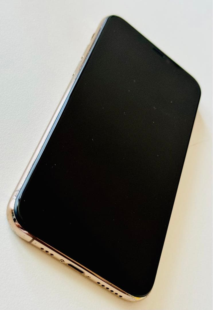 iPhone 11 Pro 256GB バッテリー新品 ゴールド Simフリー