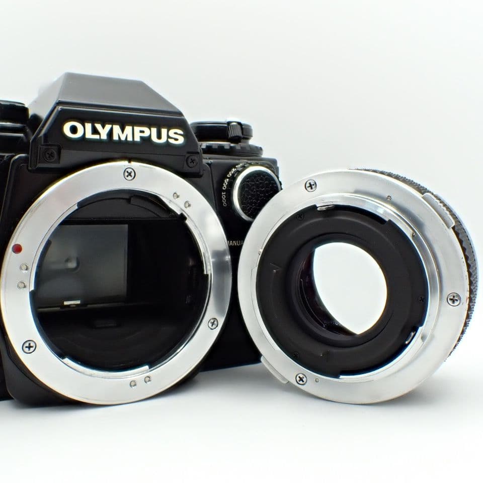 OLYMPUS OM-10&F.ZUIKO 50mm f1.8 Mアダプタ付