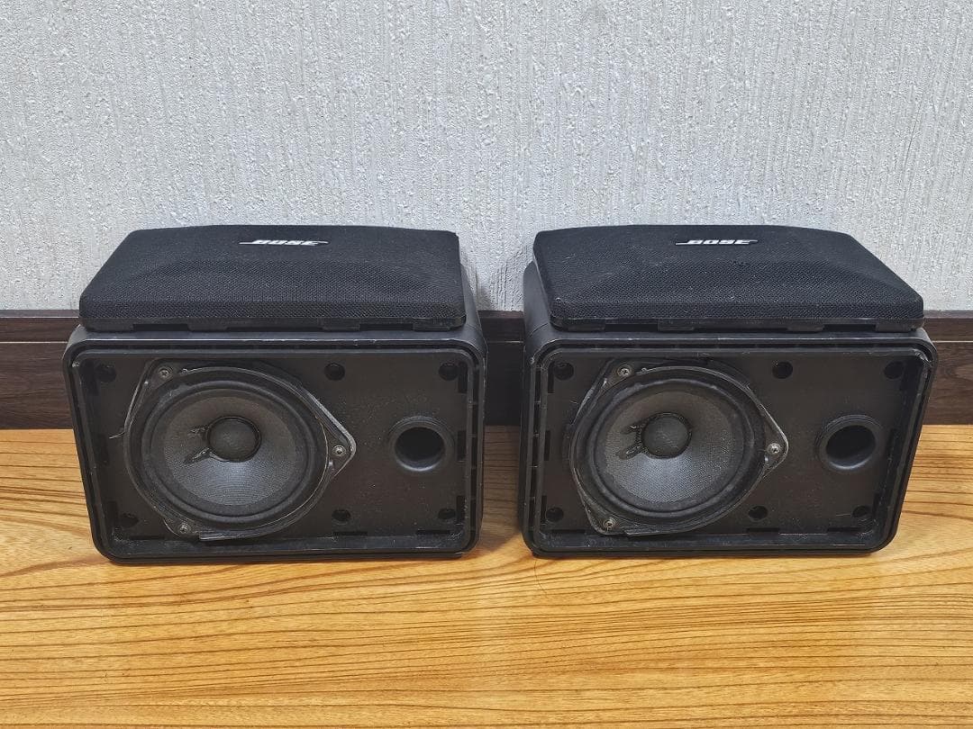 BOSE 101MM 連番 天吊り用 ブラケット付