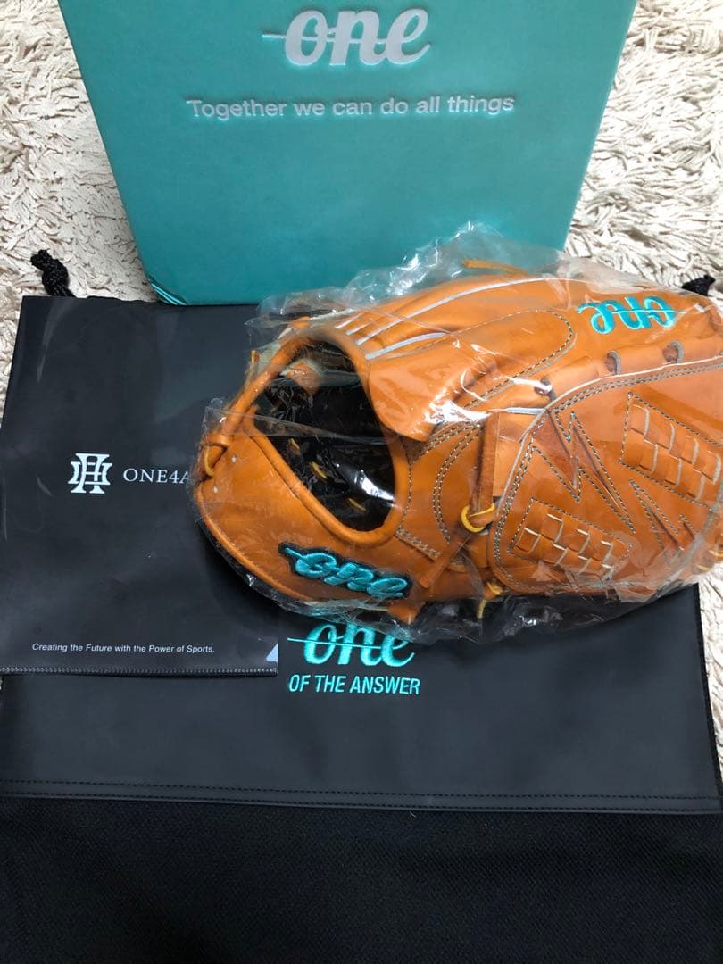 世界限定1個　one of the answer 投手用グラブ　硬式軟式兼用