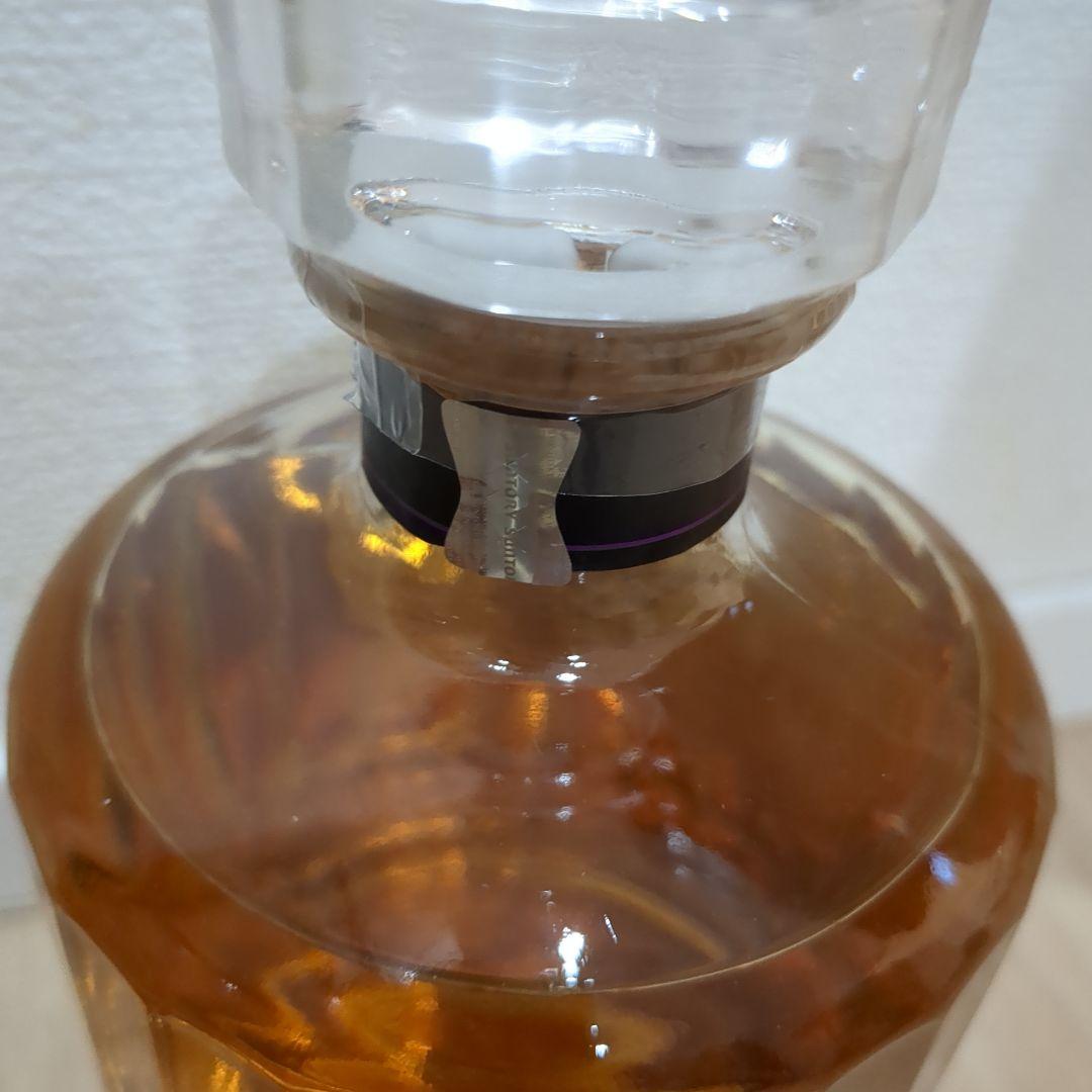 サントリー　響　SUNTORY　新品未開封　ウイスキー