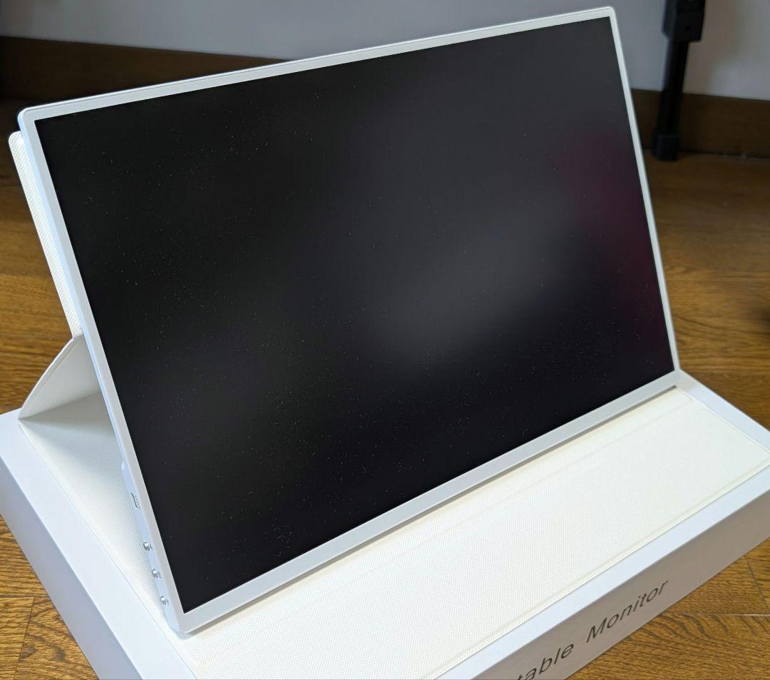 ポータブルモニター ホワイト