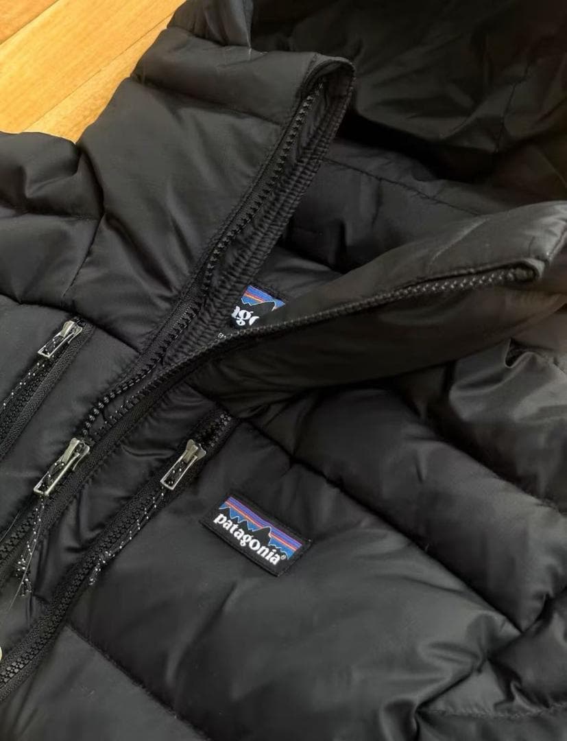 ダウンジャケット フード付き