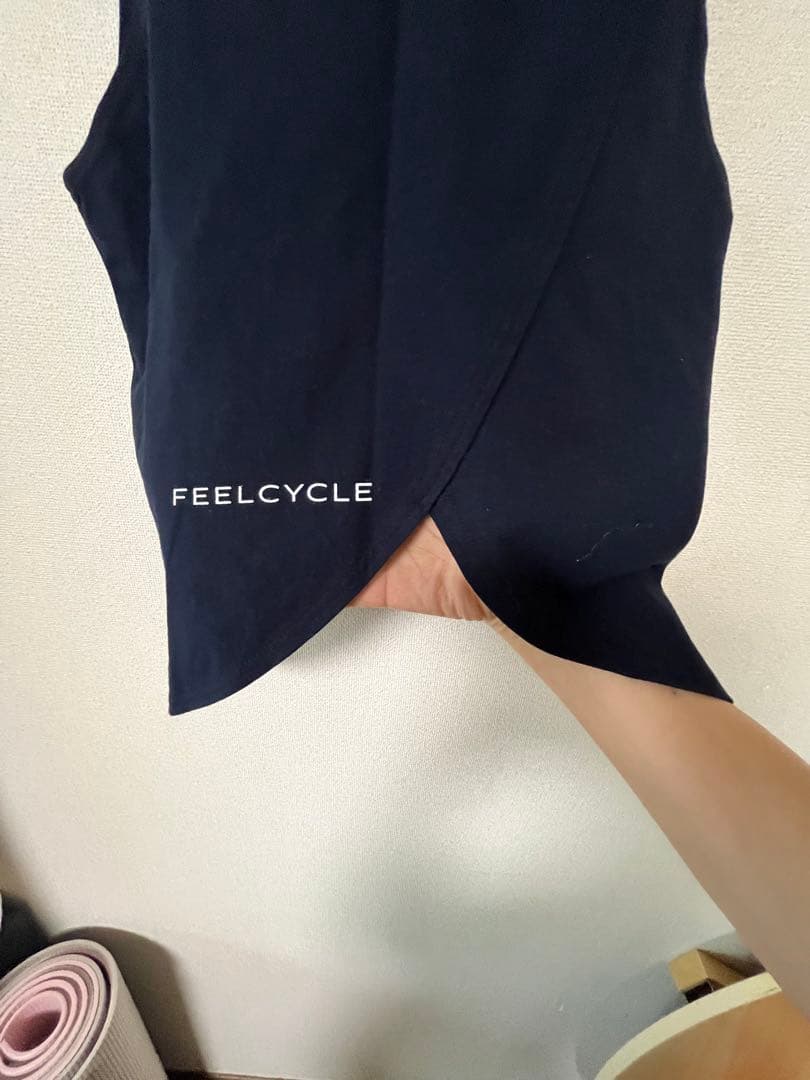 feelcycle トップス
