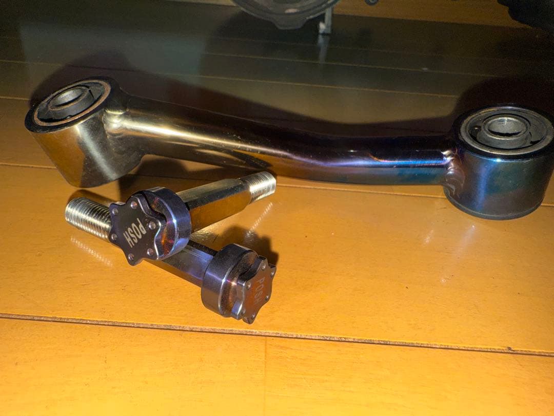 シグナスエンジンハンガー　レオパード　PK7チタン製エンジンハンガーボルト