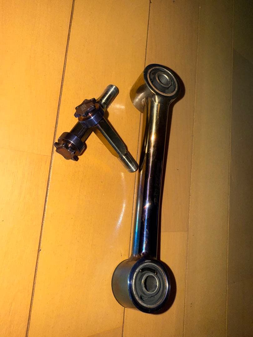 シグナスエンジンハンガー　レオパード　PK7チタン製エンジンハンガーボルト