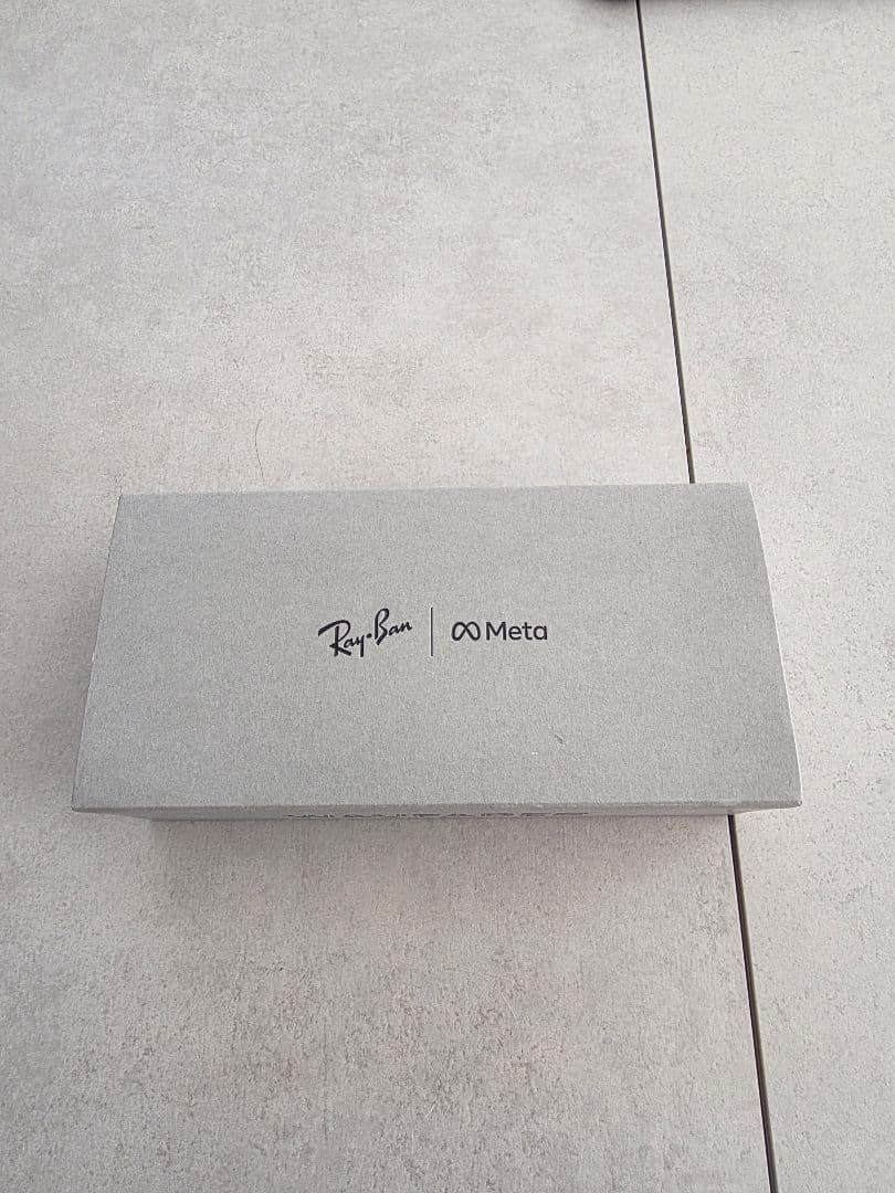 Ray-Ban Wayfarer カメラ搭載サングラス　RW4008